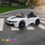 Mini Carro Elétrico Licenciado BMW I8 12V Branco BW293BR - 10